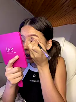 Sofia18 pinkk online show from November 29, 10:35 pm