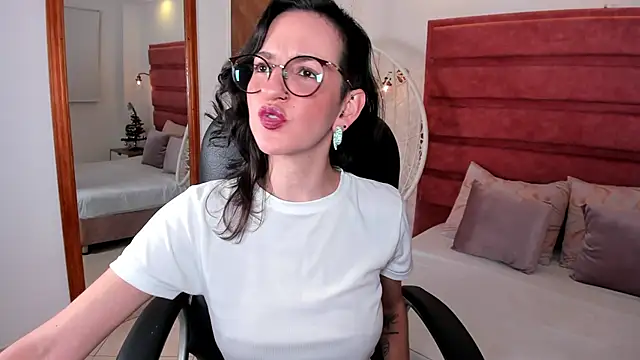 Snapshot of ana_liebert chatting on November 27, 10:34 pm ana liebert online show from November 27, 10:34 pm