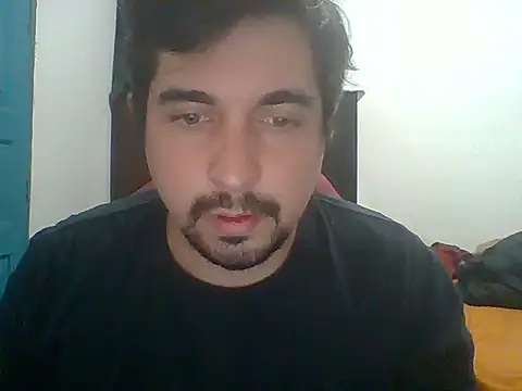 Snapshot of rigidobr chatting on May 20, 12:06 am rigidobr online show from May 20, 12:06 am