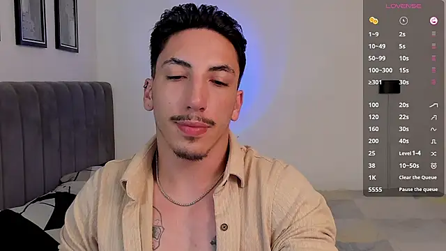 dylanspencer28 online show from March 3, 10:42 pm