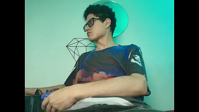 Snapshot of wolfandsky chatting on October 24, 11:50 am wolfandsky online show from October 24, 11:50 am