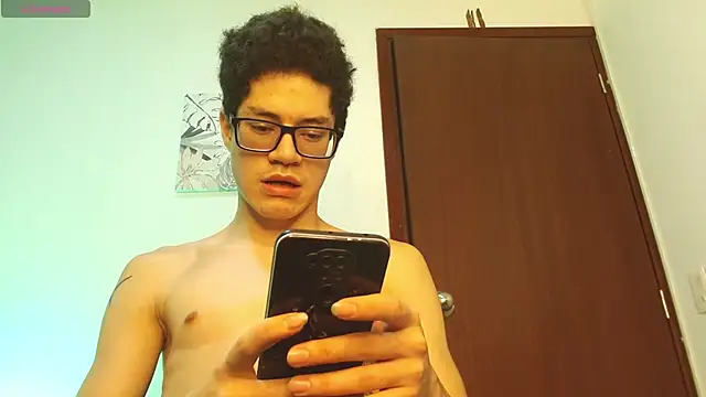 Snapshot of wolfandsky chatting on November 15, 12:23 pm wolfandsky online show from November 15, 12:23 pm