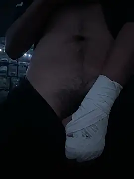 Snapshot of Blade_Ryder666 chatting on November 11, 7:30 am Blade Ryder666 online show from November 11, 7:30 am