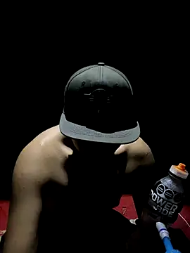 Snapshot of Blade_Ryder666 chatting on November 25, 8:14 am Blade Ryder666 online show from November 25, 8:14 am