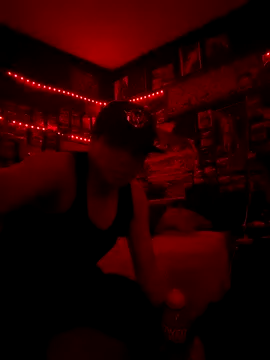 Snapshot of Blade_Ryder666 chatting on December 1, 7:13 am Blade Ryder666 online show from December 1, 7:13 am