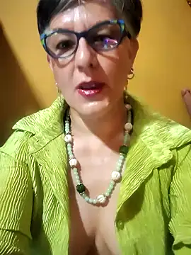 ilonna2025 online show from January 17, 10:13 pm