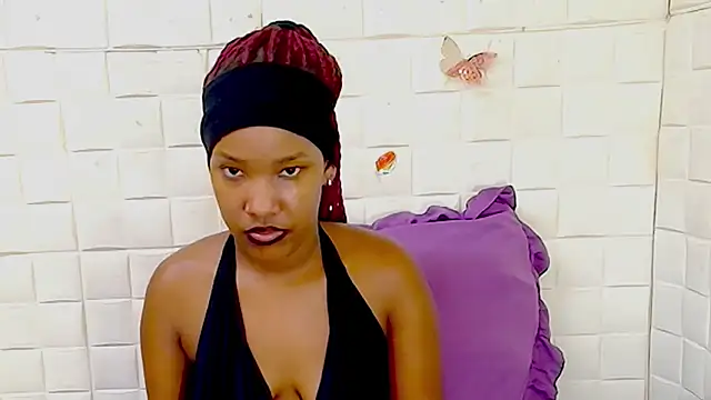 EroticSexyPrada online show from March 25, 5:52 pm