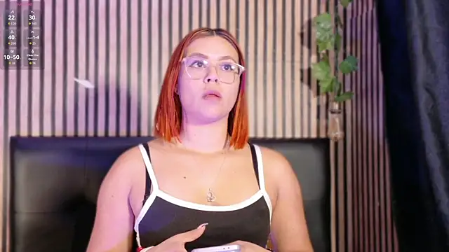 Sophie new25 online show from October 25, 12:45 pm