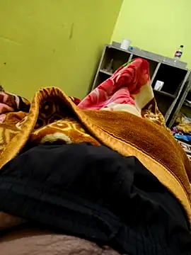 08uhj online show from March 29, 6:52 pm