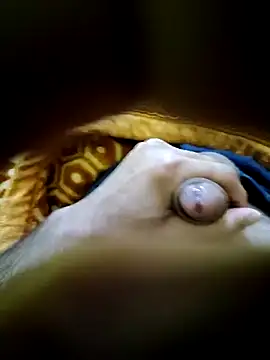 08uhj online show from April 4, 6:38 pm