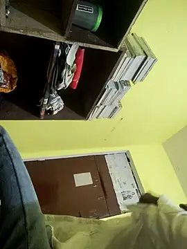 08uhj online show from April 15, 12:45 pm