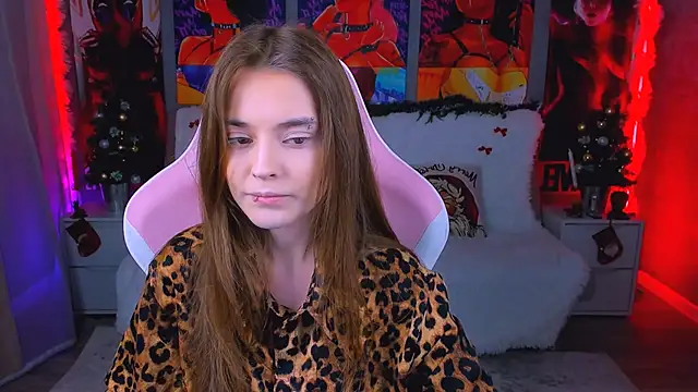 Snapshot of RayWillliams chatting on January 12, 6:24 pm RayWillliams online show from January 12, 6:24 pm