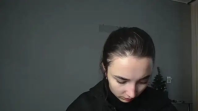 Snapshot of Eva_Gloryy chatting on January 6, 11:14 am Eva Gloryy online show from January 6, 11:14 am