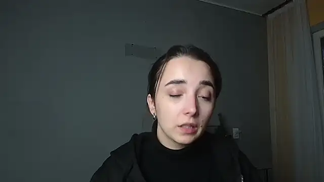 Snapshot of Eva_Gloryy chatting on January 8, 2:19 pm Eva Gloryy online show from January 8, 2:19 pm