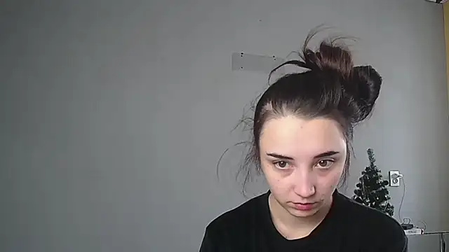 Snapshot of Eva_Gloryy chatting on January 14, 10:10 am Eva Gloryy online show from January 14, 10:10 am