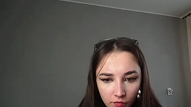 Snapshot of Eva_Gloryy chatting on February 27, 9:53 am Eva Gloryy online show from February 27, 9:53 am