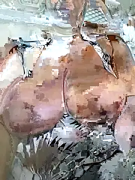 bubblendz1988 online show from April 17, 2:42 pm