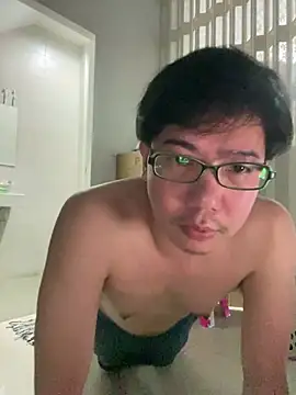 Snapshot of chanentino2 chatting on January 23, 6:03 pm chanentino2 online show from January 23, 6:03 pm