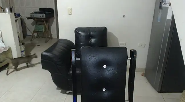 Yohis Kiut25 online show from March 5, 7:05 am