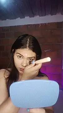 Snapshot of enid_greins chatting on December 20, 12:34 pm enid greins online show from December 20, 12:34 pm