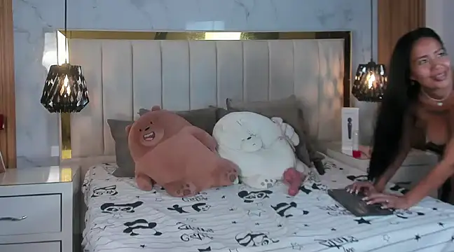 Snapshot of Pocahontas_BGB chatting on January 24, 11:02 pm Pocahontas BGB online show from January 24, 11:02 pm