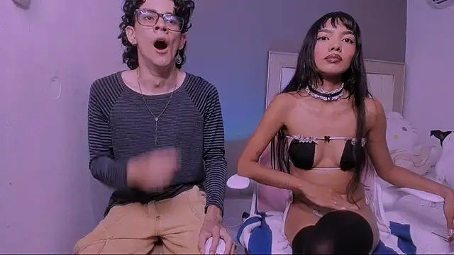 purpleonfir3 online show from June 21, 5:54 am