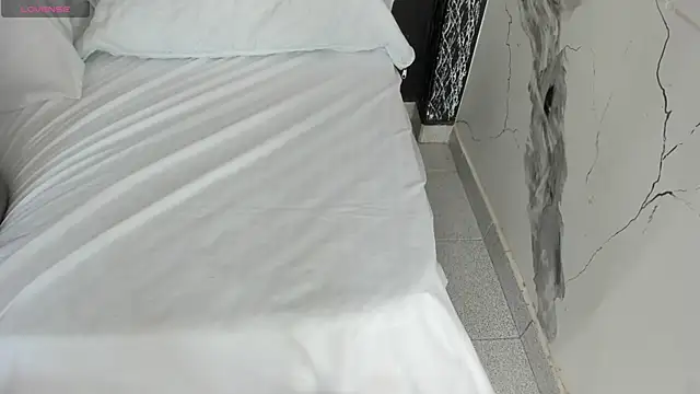 DalayMoore online show from December 17, 8:04 pm