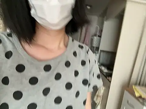 Snapshot of riri_riri_jp chatting on July 14, 11:54 pm riri riri jp online show from July 14, 11:54 pm