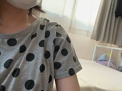 Snapshot of riri_riri_jp chatting on July 19, 6:50 am riri riri jp online show from July 19, 6:50 am