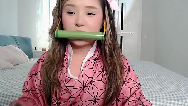 Minamin 20 online show from February 14, 8:38 pm