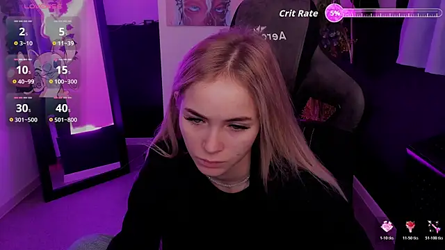 DakotaaJohnnson online show from November 7, 8:36 am