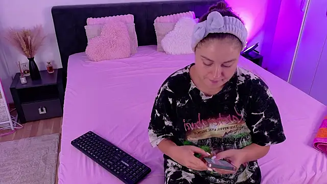 Snapshot of PatriciaSpice chatting on July 15, 4:29 am PatriciaSpice online show from July 15, 4:29 am