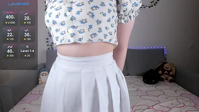 EmmyStar  online show from February 27, 4:53 pm