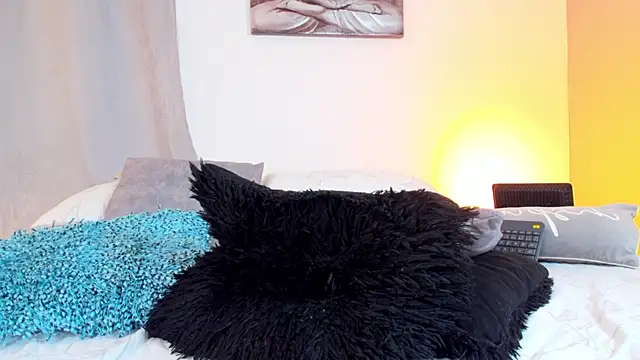 Snapshot of miss_hellen2 chatting on January 22, 9:54 pm miss hellen2 online show from January 22, 9:54 pm