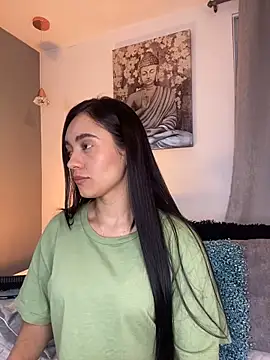 Snapshot of miss_hellen2 chatting on January 24, 2:28 am miss hellen2 online show from January 24, 2:28 am