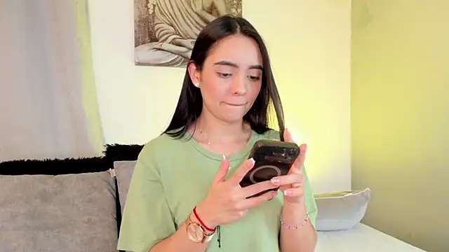 Snapshot of miss_hellen2 chatting on March 14, 1:37 am miss hellen2 online show from March 14, 1:37 am