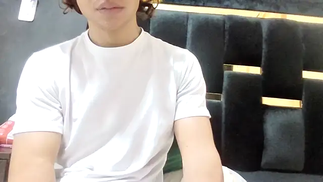 Snapshot of DanteAndKyle chatting on December 13, 10:15 pm DanteAndKyle online show from December 13, 10:15 pm