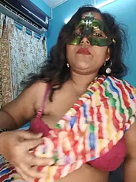 Snapshot of hevensex143 chatting on June 28, 8:04 pm hevensex143 online show from June 28, 8:04 pm