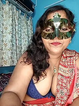 Snapshot of hevensex143 chatting on July 13, 7:38 pm hevensex143 online show from July 13, 7:38 pm