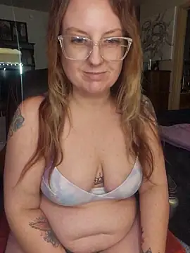 TattedMamaXOXO online show from February 20, 4:25 pm