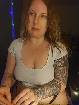 TattedMamaXOXO online show from July 9, 2:48 am