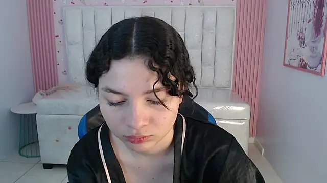 shalon diaz s online show from January 9, 1:08 am