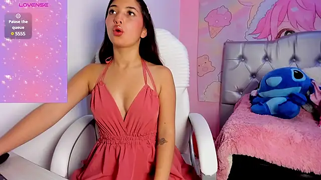 Snapshot of sofia__james chatting on February 17, 9:41 pm sofia james online show from February 17, 9:41 pm