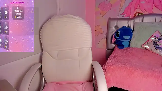 Snapshot of sofia__james chatting on February 20, 9:09 pm sofia james online show from February 20, 9:09 pm