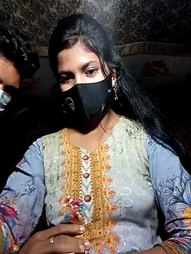 Hot couple 1 online show from March 7, 3:49 pm