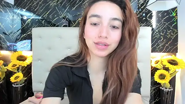 Snapshot of Ashley_7777 chatting on February 10, 2:37 pm Ashley 7777 online show from February 10, 2:37 pm