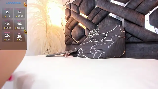 Snapshot of Ashley_7777 chatting on February 21, 8:49 pm Ashley 7777 online show from February 21, 8:49 pm