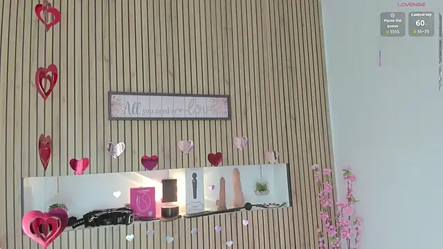 Snapshot of Ashley_7777 chatting on September 18, 2:52 pm Ashley 7777 online show from September 18, 2:52 pm
