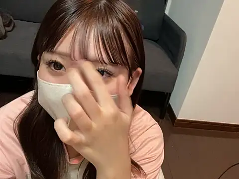 Snapshot of shina_mo_n_ch chatting on November 18, 4:11 pm shina mo n ch online show from November 18, 4:11 pm