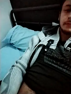 Snapshot of jimylie chatting on March 1, 12:17 am jimylie online show from March 1, 12:17 am